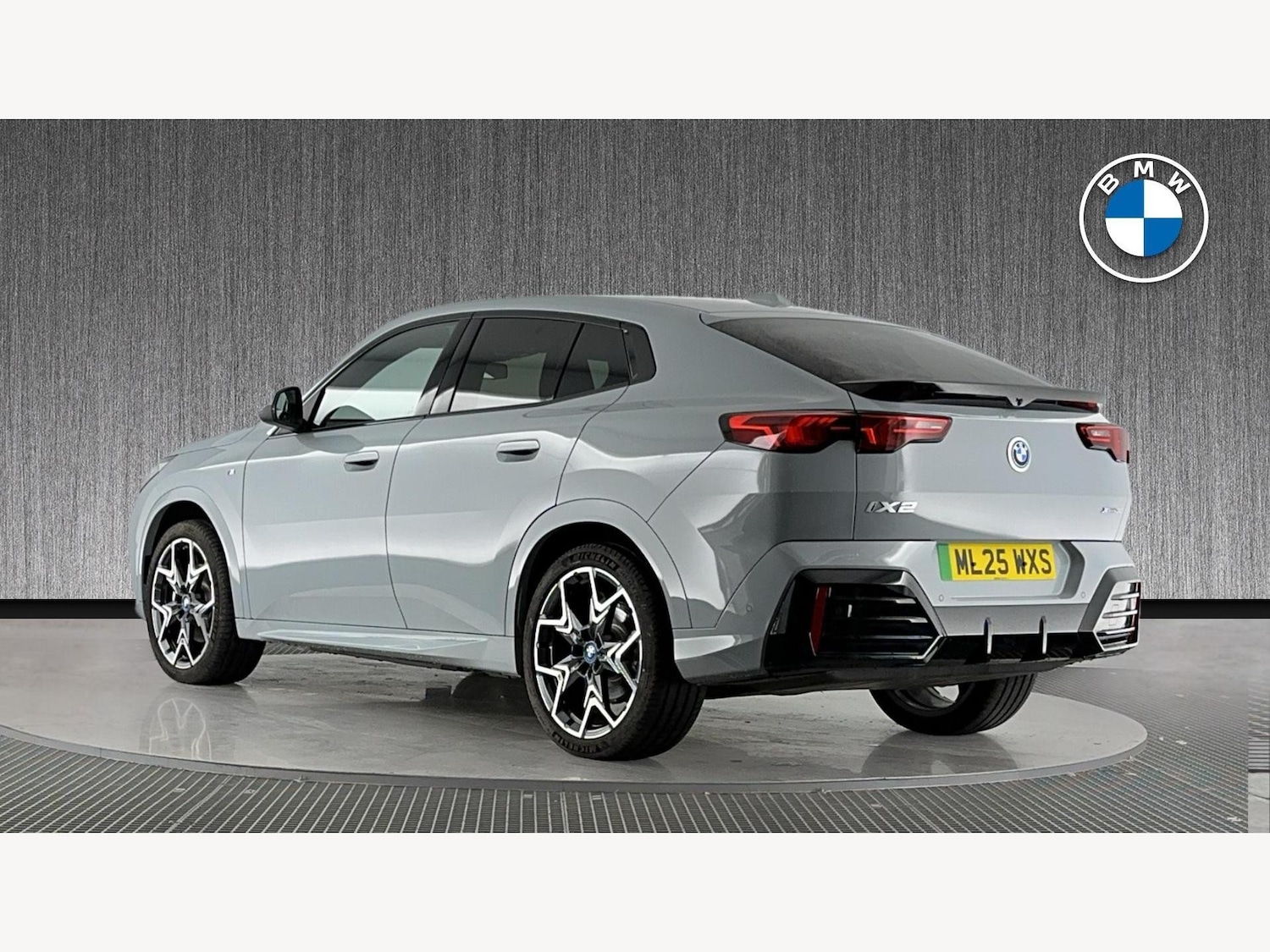 Used BMW iX2 2025 for sale - 76818890: Photo 2