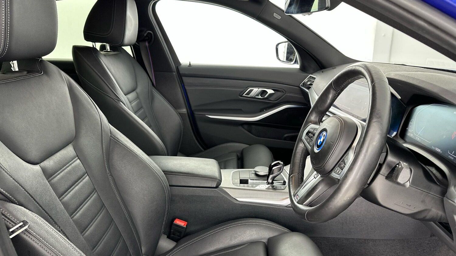 Used BMW 3 Series 2022 for sale - 76936223: Photo 11