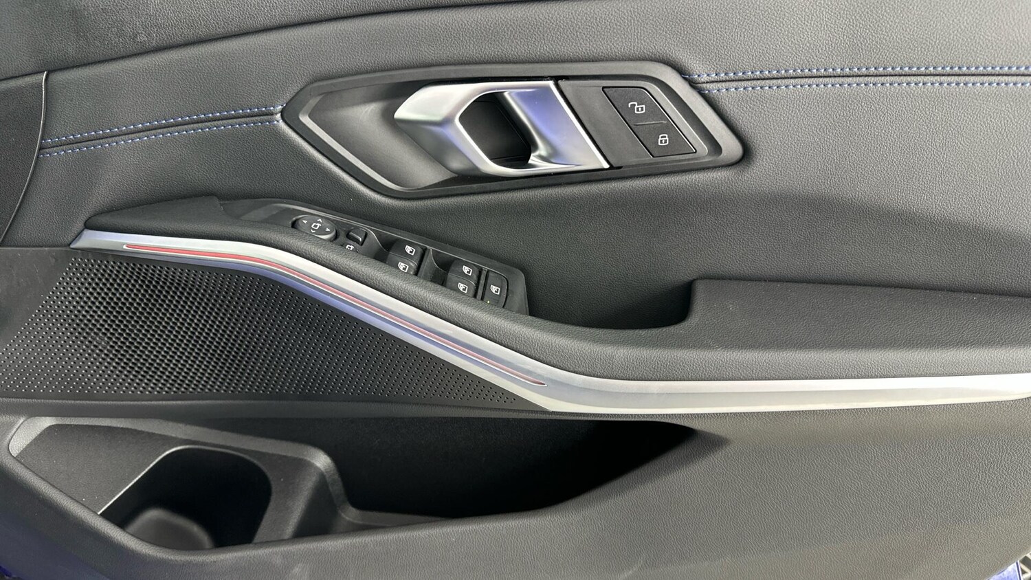 Used BMW 3 Series 2024 for sale - 76818795: Photo 20