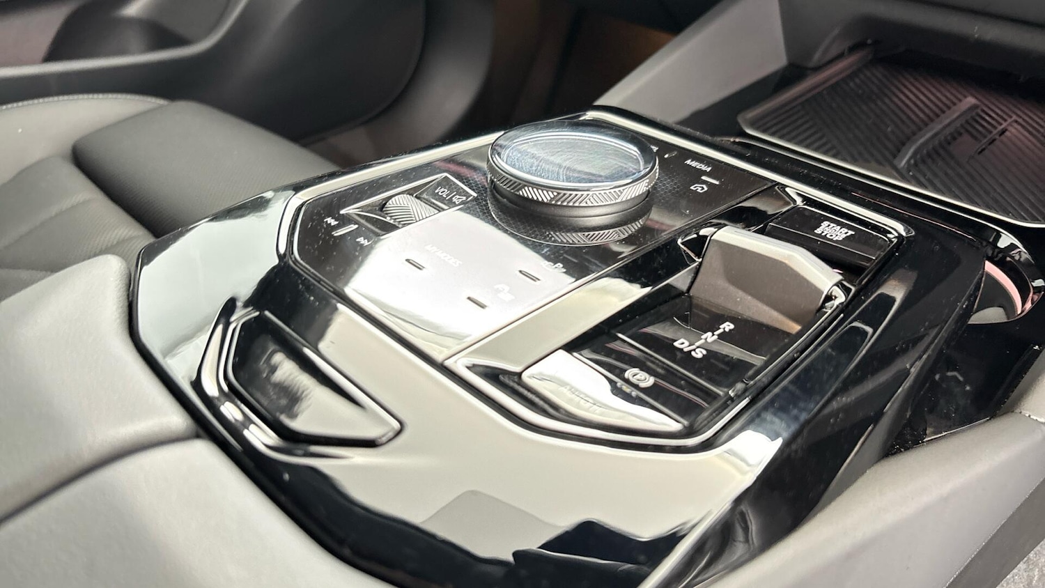 Used BMW 5 Series 2025 for sale - 77387733: Photo 10