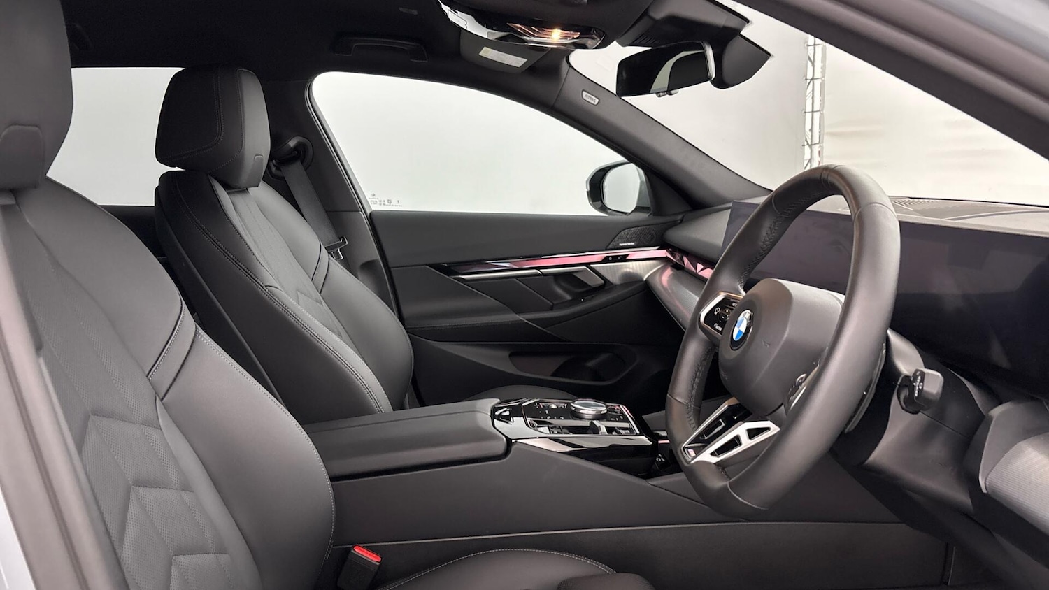 Used BMW 5 Series 2025 for sale - 77387733: Photo 11