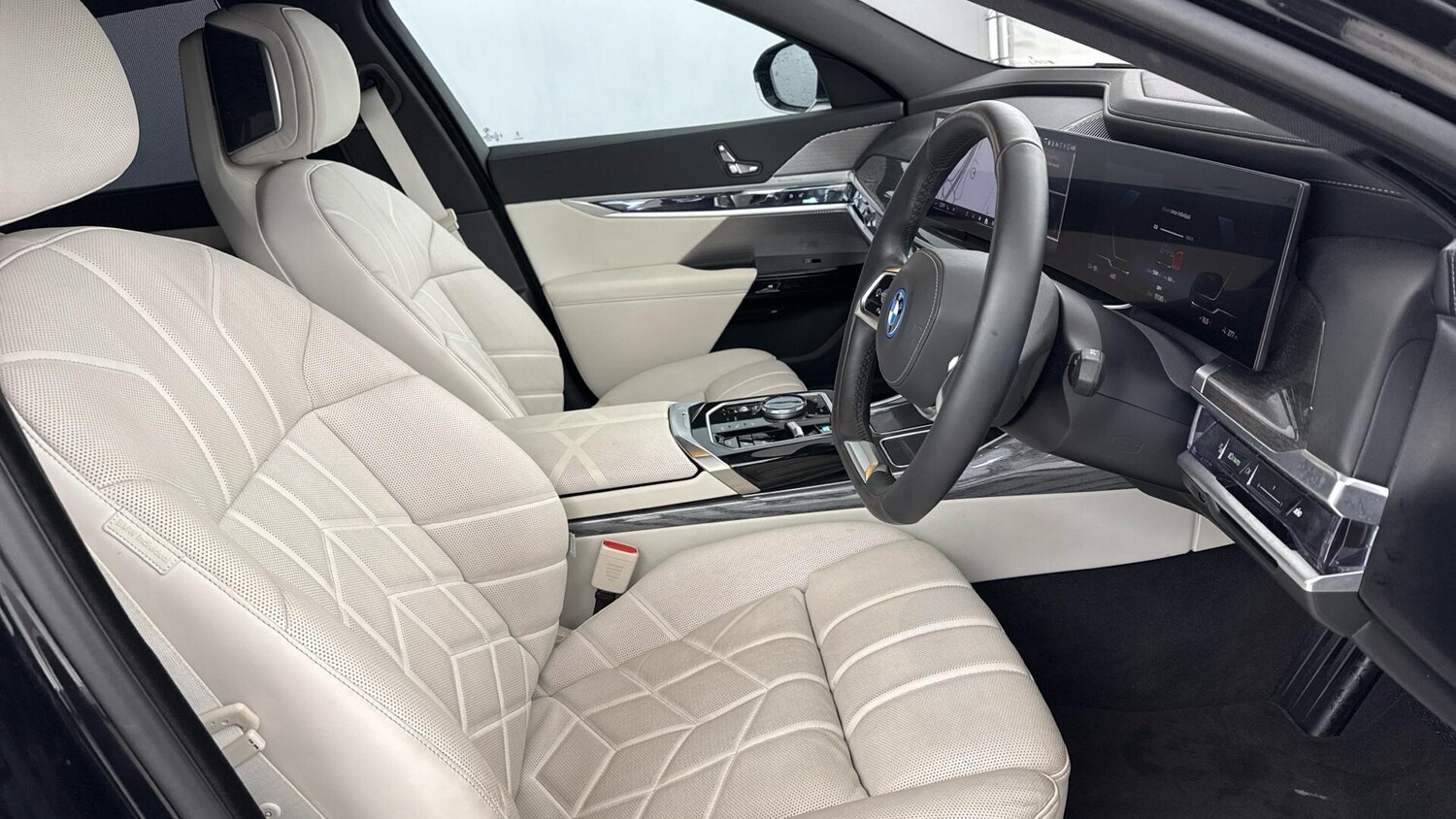 Used BMW i7 2024 for sale - 76818783: Photo 11