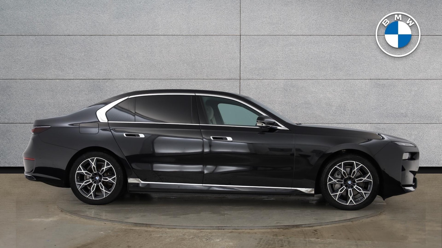 Used BMW i7 2024 for sale - 76818783: Photo 3