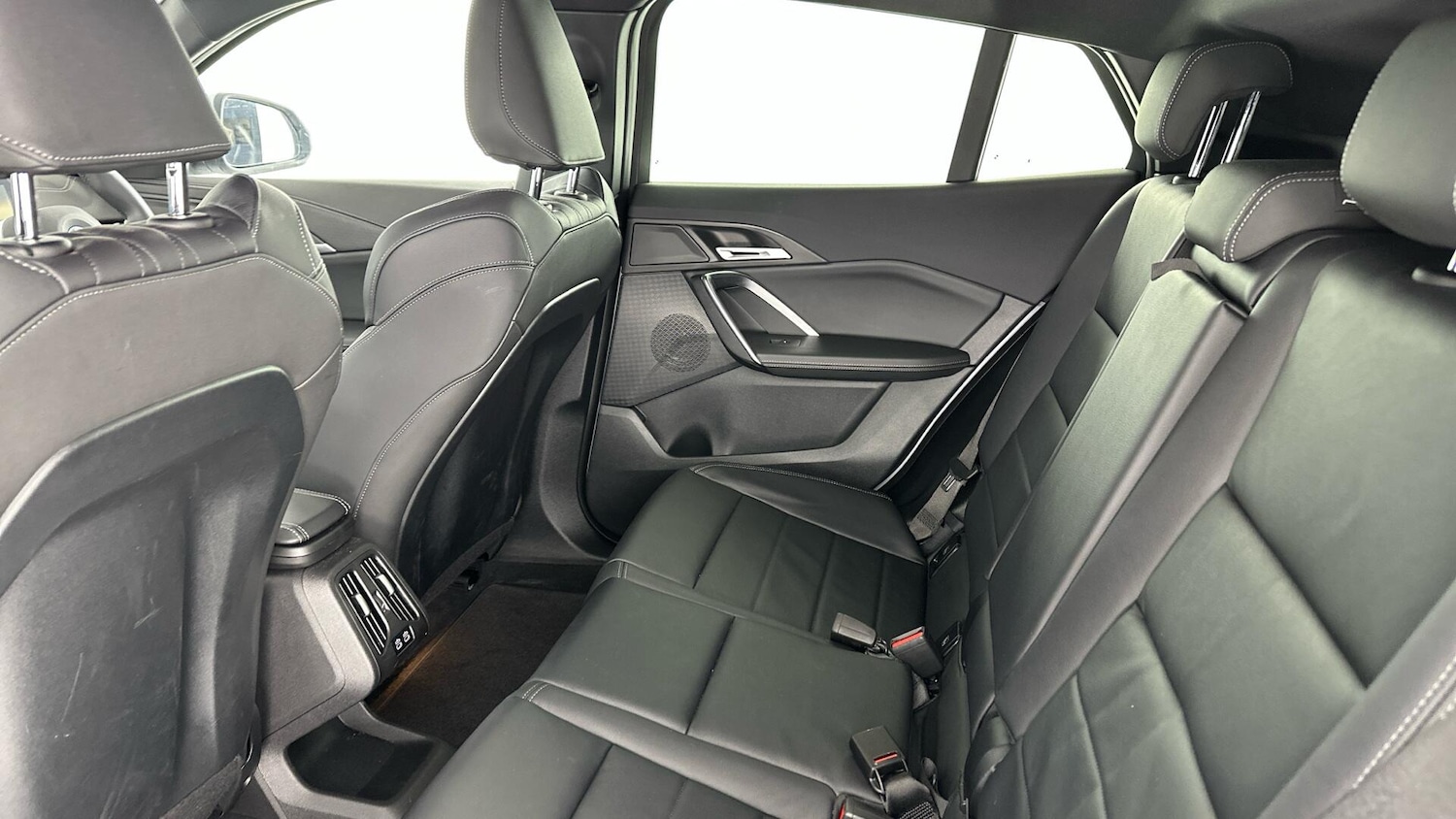 Used BMW iX2 2025 for sale - 76818912: Photo 12