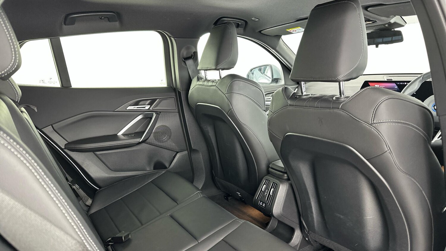 Used BMW iX2 2025 for sale - 76818912: Photo 28