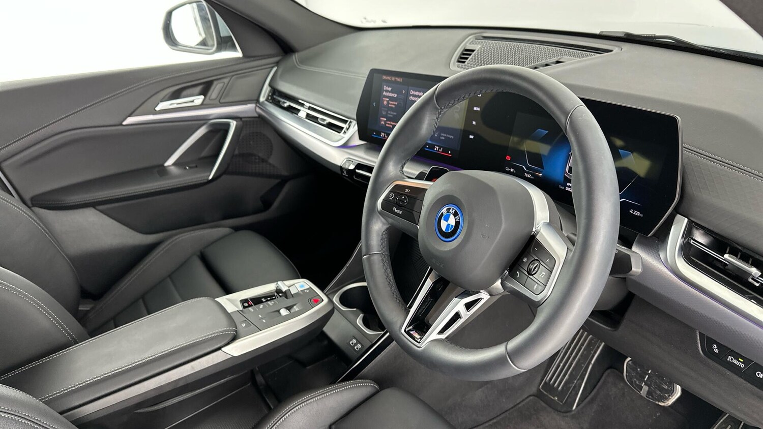 Used BMW iX2 2025 for sale - 76818912: Photo 6