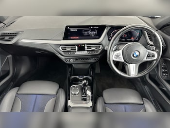 Used BMW 1 Series 2022 for sale - 76936190: Photo