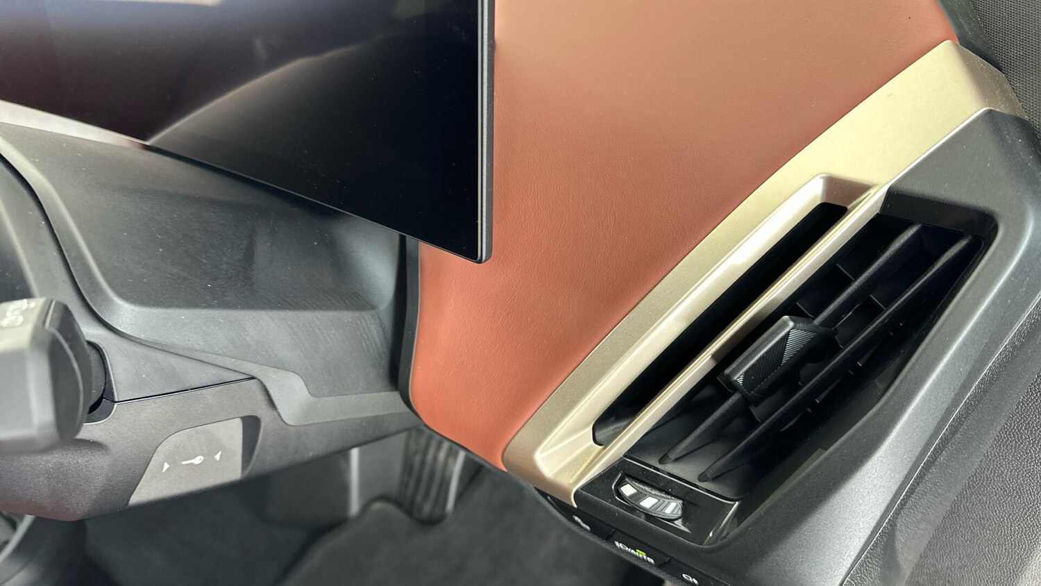 Used BMW iX 2022 for sale - 76818868: Photo 28