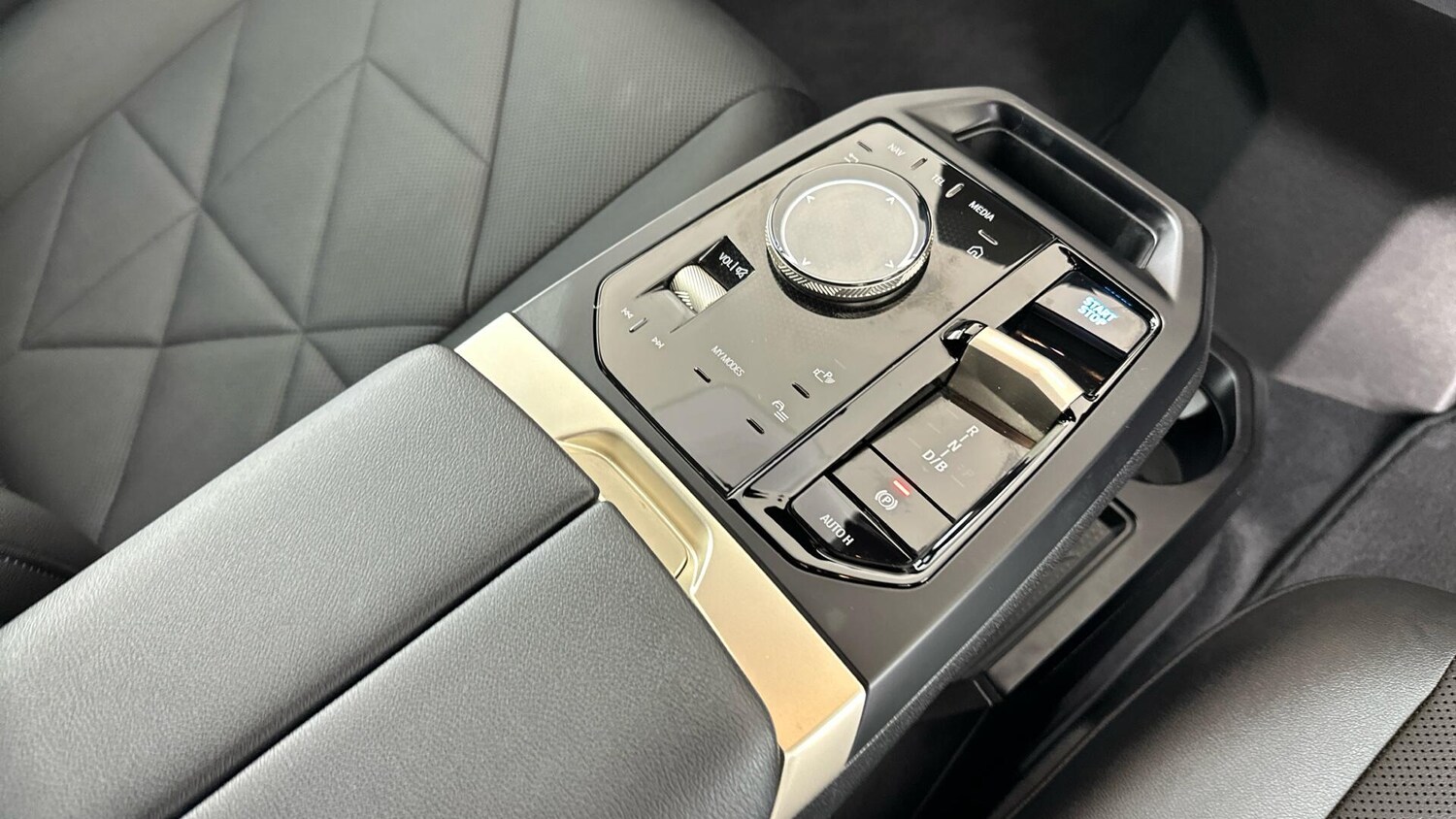 Used BMW iX 2022 for sale - 77216363: Photo 10