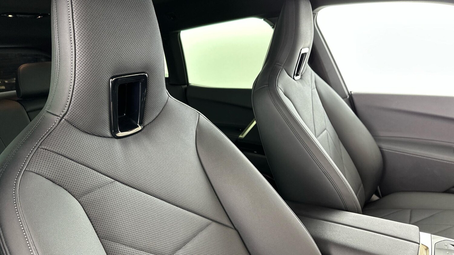 Used BMW iX 2022 for sale - 77216363: Photo 29