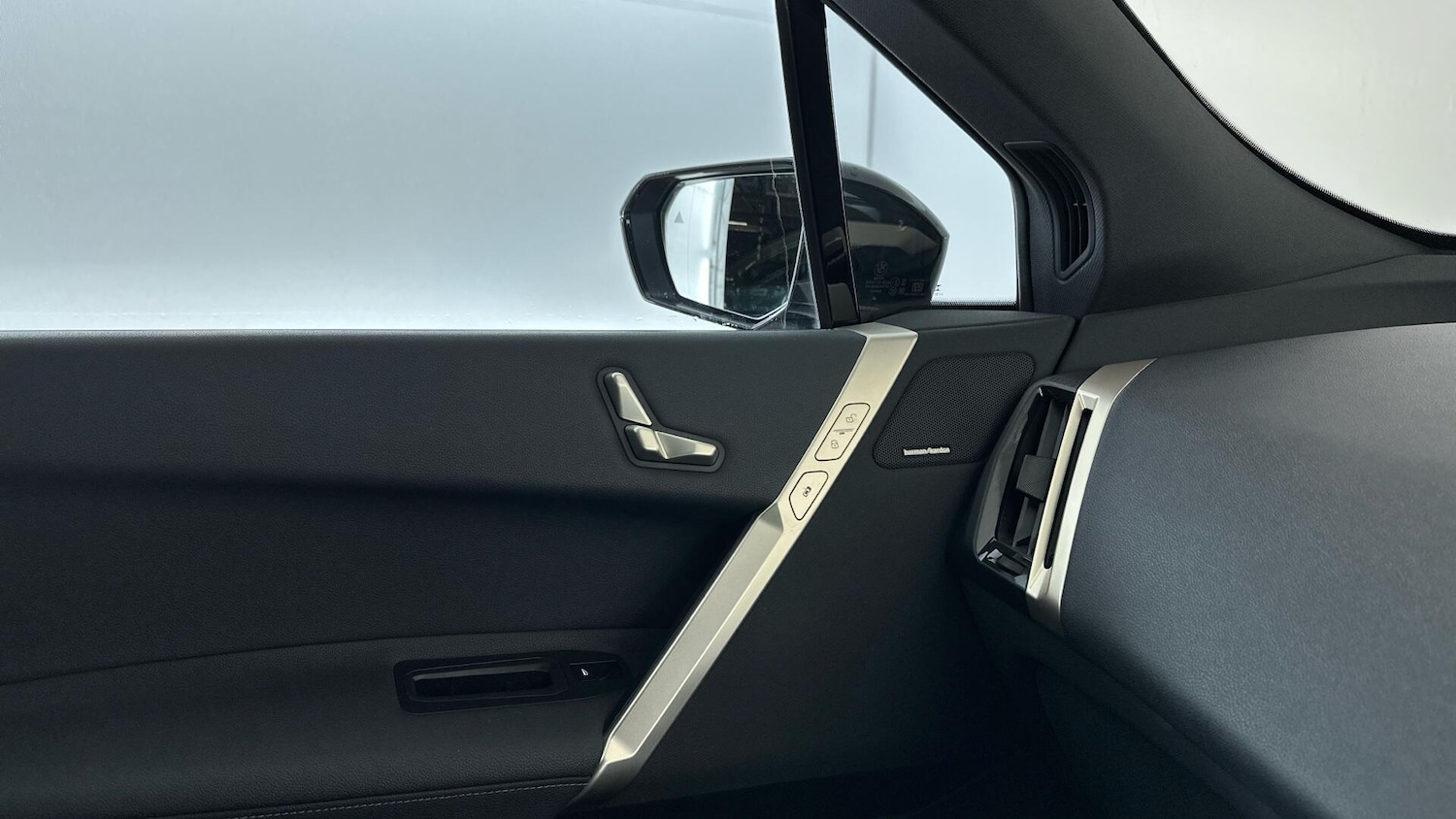 Used BMW iX 2022 for sale - 77216363: Photo 35