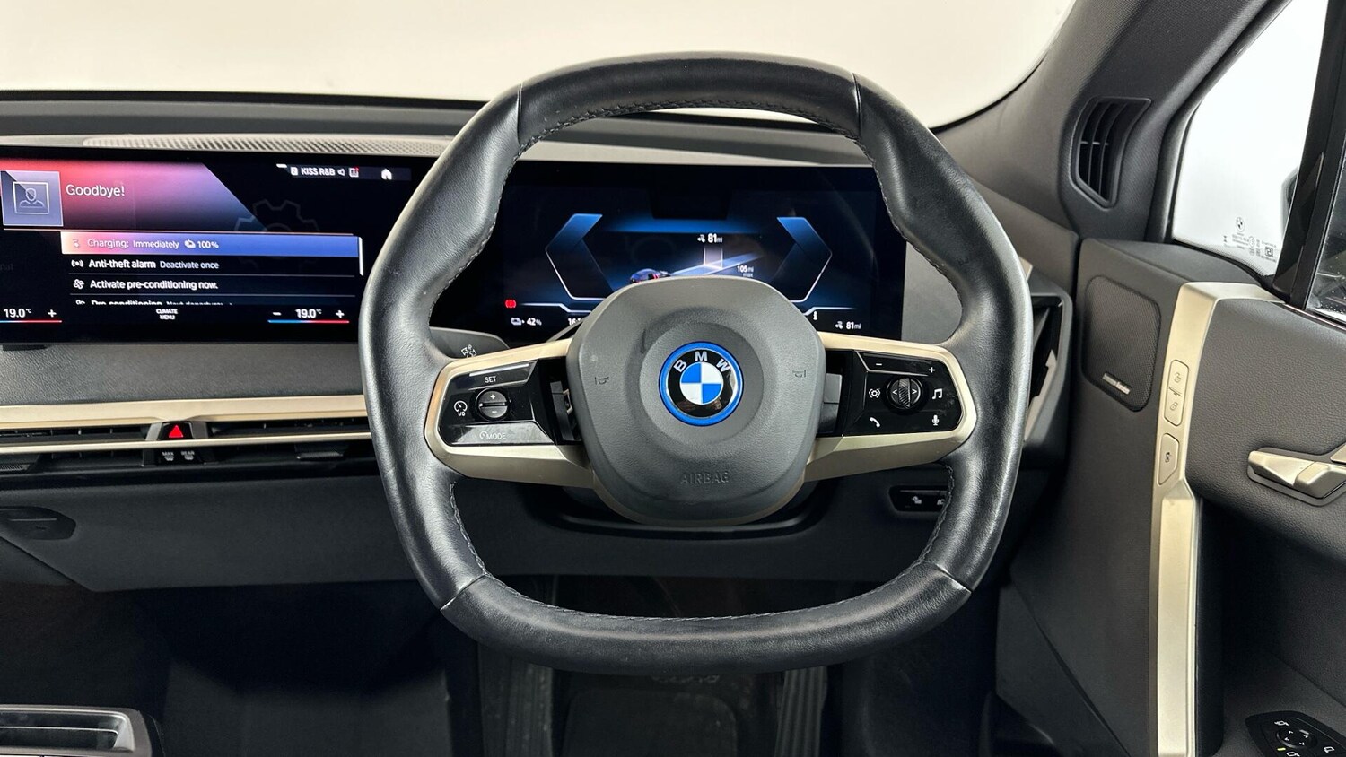 Used BMW iX 2022 for sale - 77216363: Photo 5