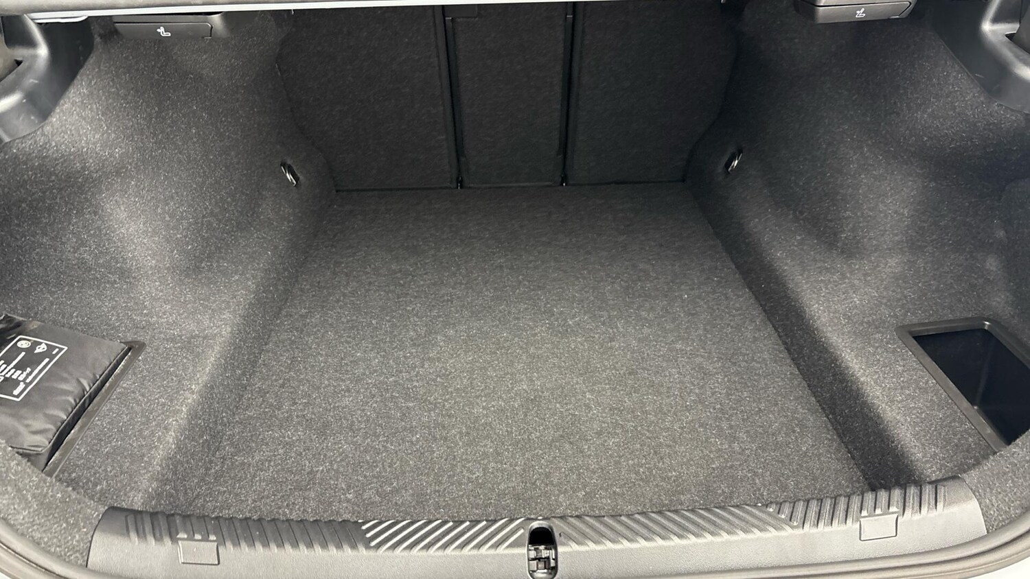 Used BMW 5 Series 2024 for sale - 76818930: Photo 13