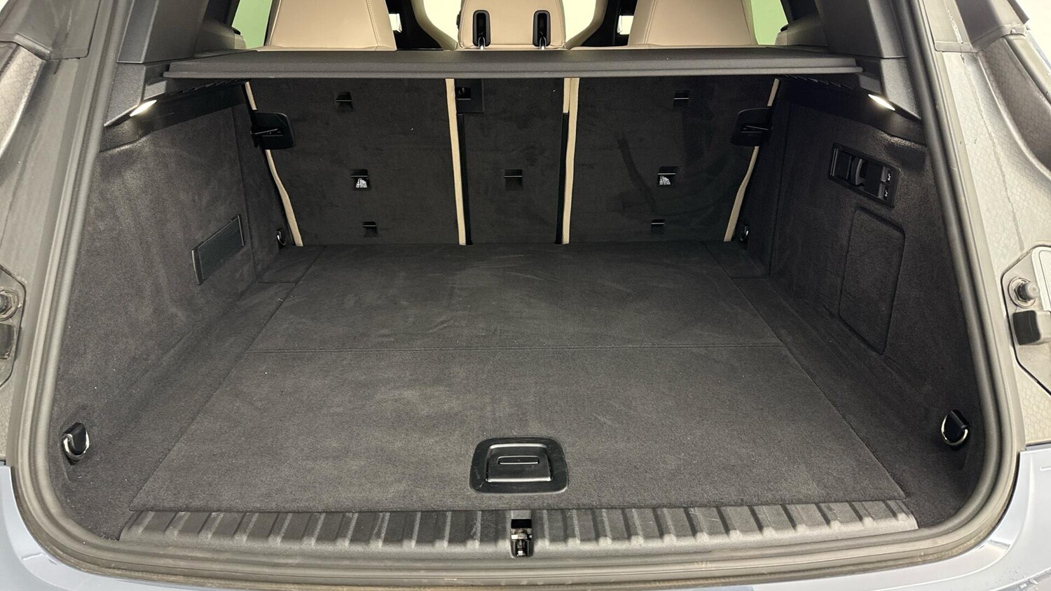 Used BMW iX 2025 for sale - 77306302: Photo 13