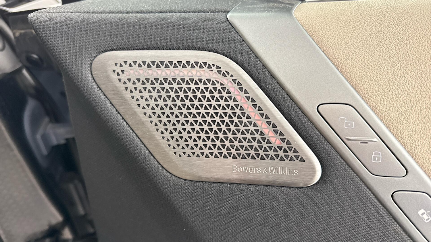 Used BMW iX 2025 for sale - 77306302: Photo 20