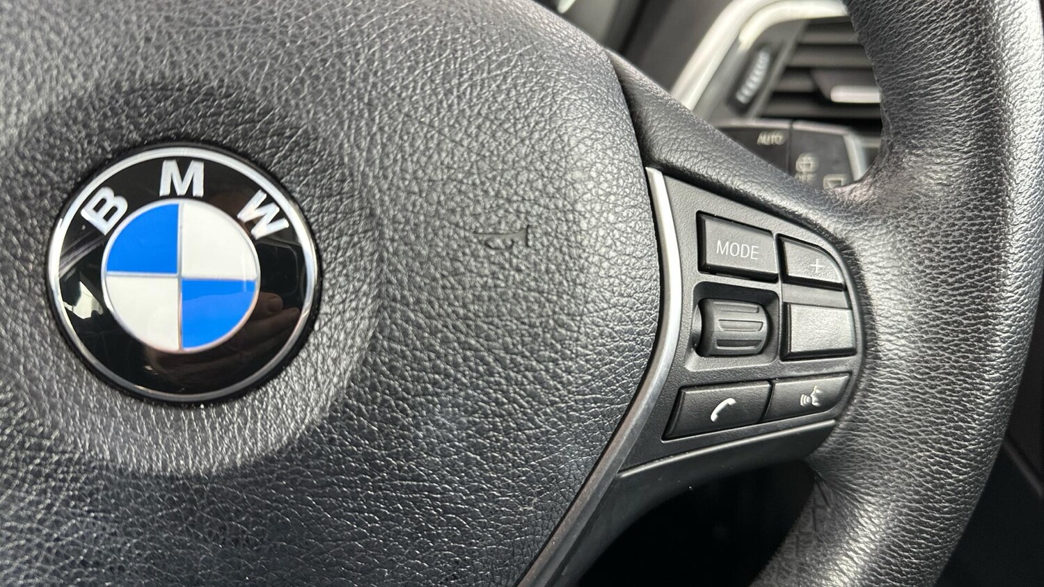 Used BMW 1 Series 2018 for sale - 77838976: Photo 18