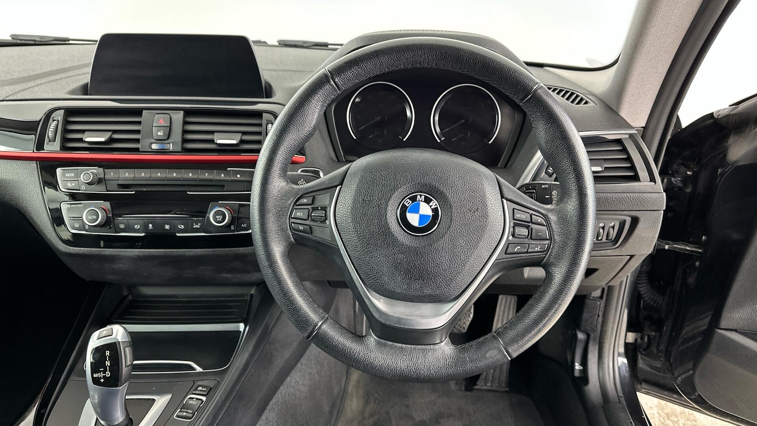 Used BMW 1 Series 2018 for sale - 77838976: Photo 5
