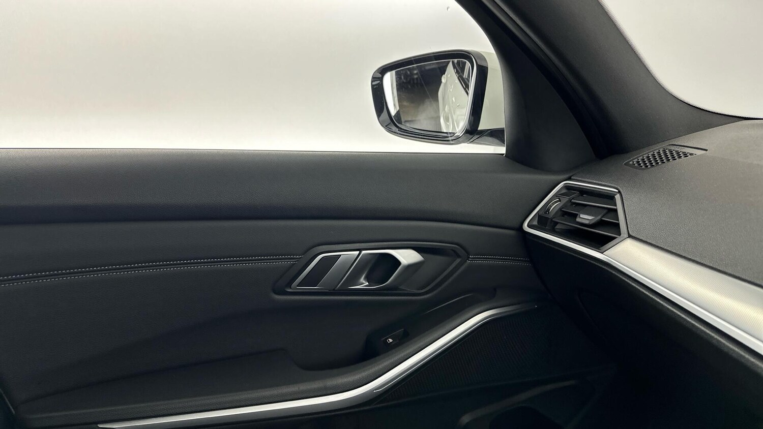 Used BMW 3 Series 2020 for sale - 76818822: Photo 31