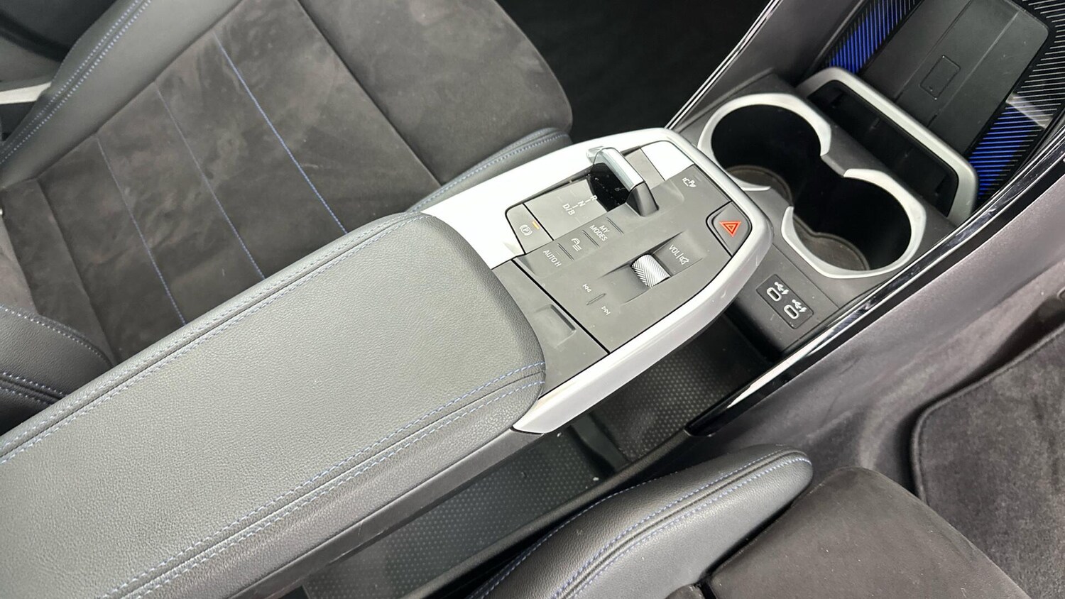 Used BMW iX1 2023 for sale - 77040415: Photo 10