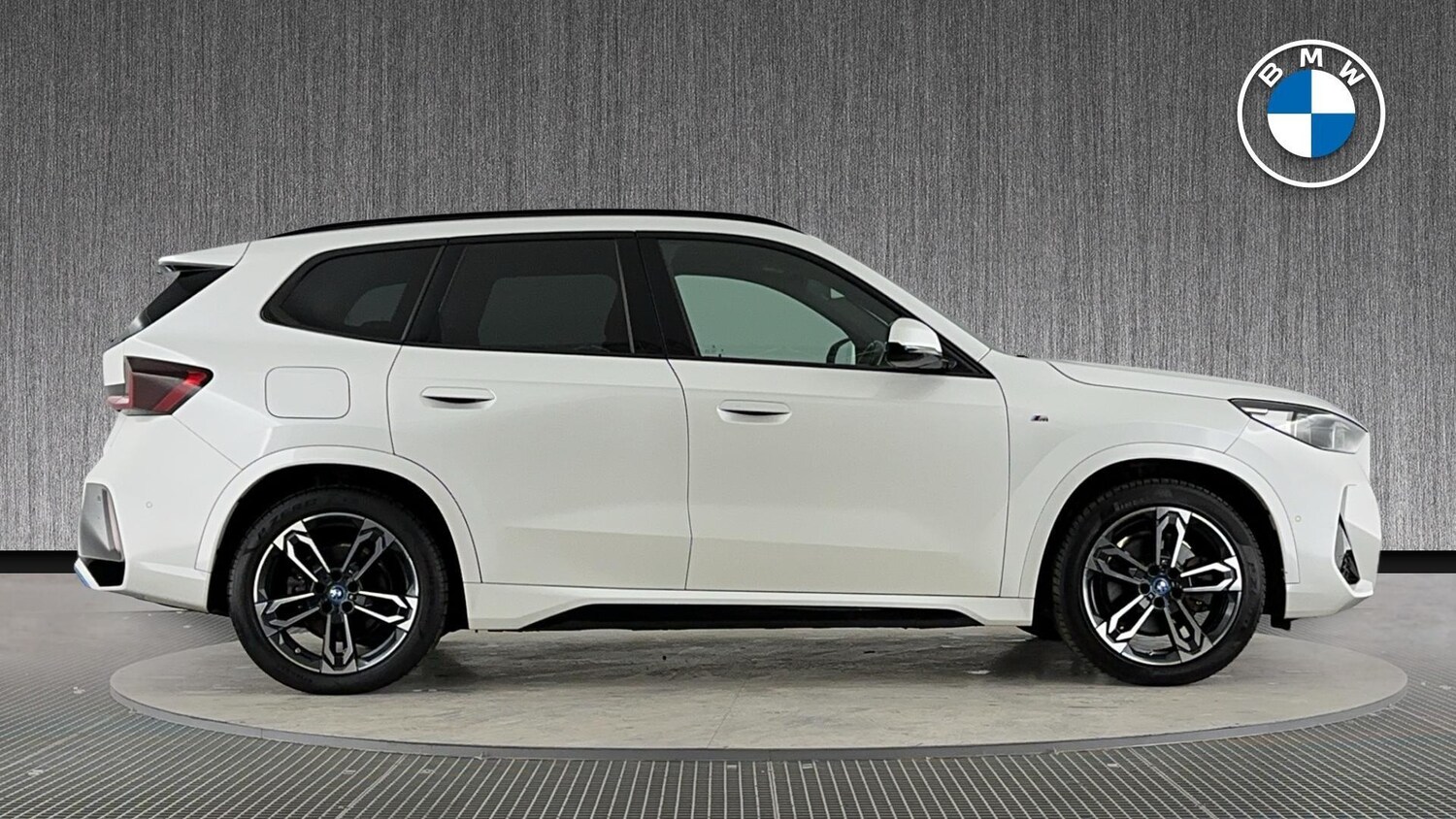 Used BMW iX1 2023 for sale - 78007885: Photo 3