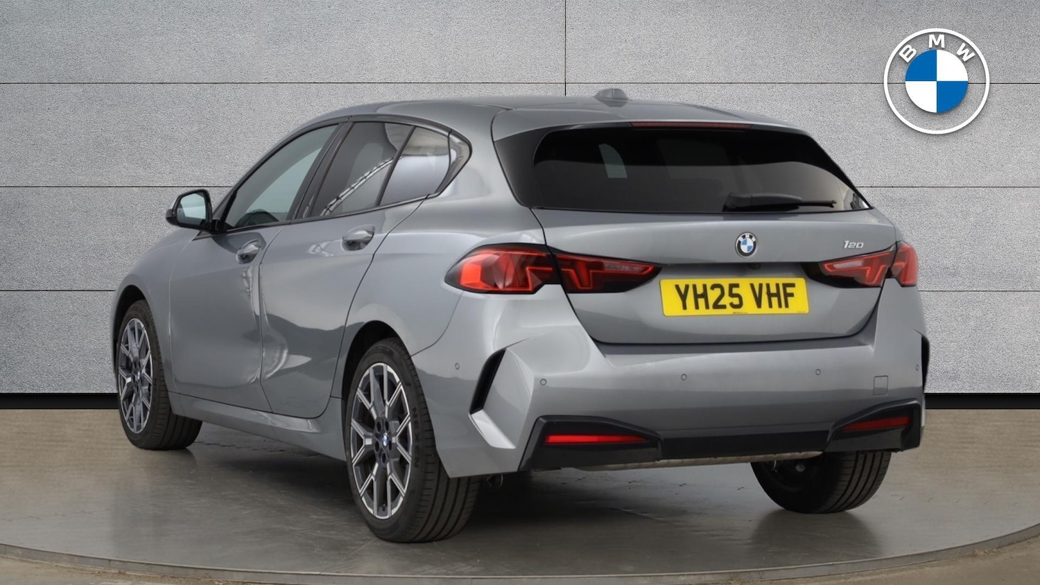 Used BMW 1 Series 2025 for sale - 76818813: Photo 2