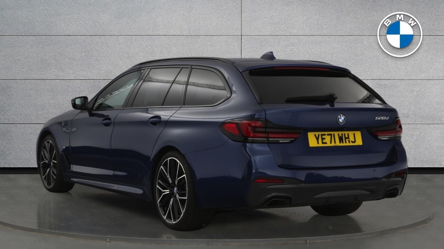 Used BMW 5 Series 2021 for sale - 77613082: Photo 2