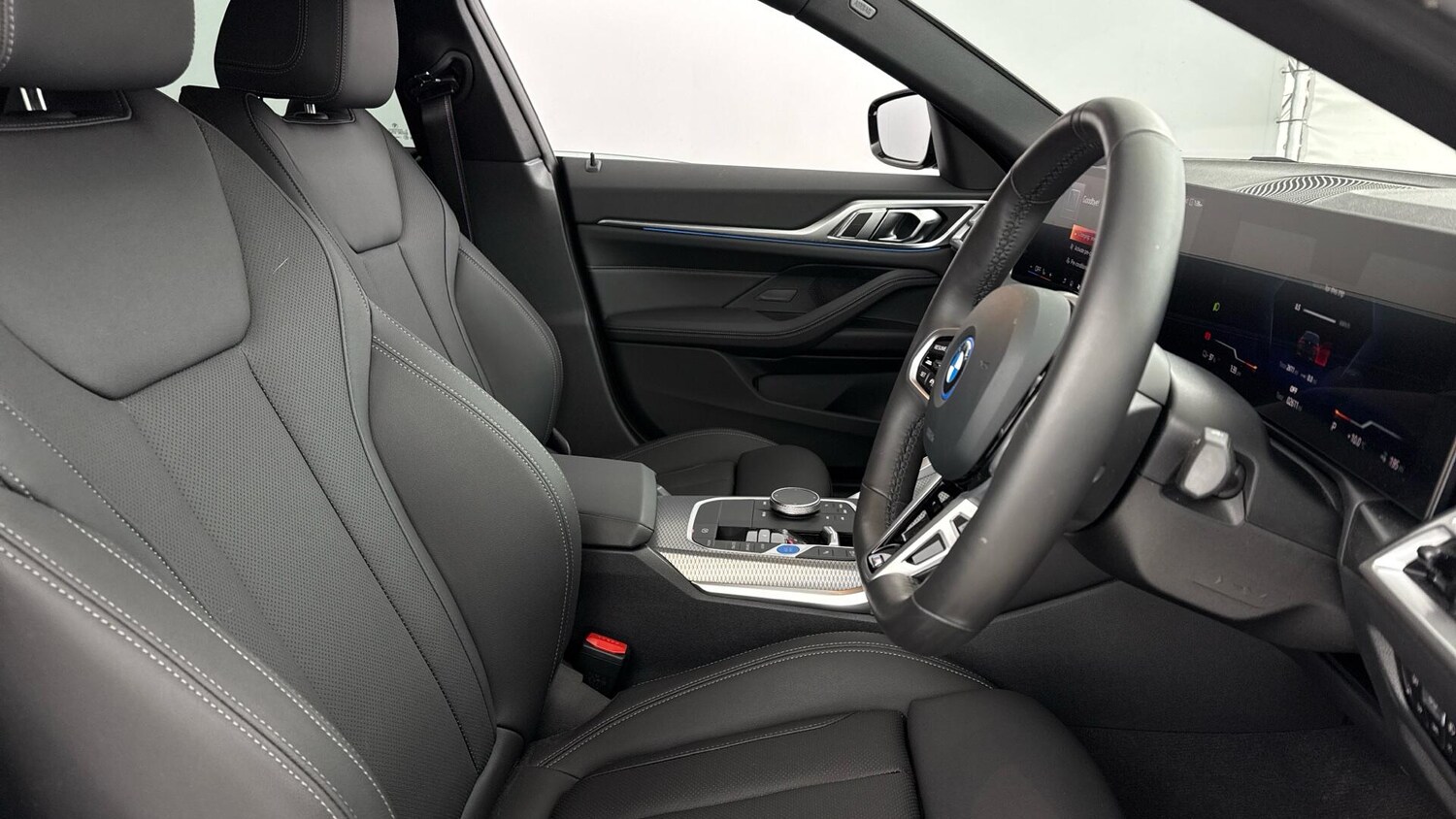 Used BMW i4 2025 for sale - 78184300: Photo 11