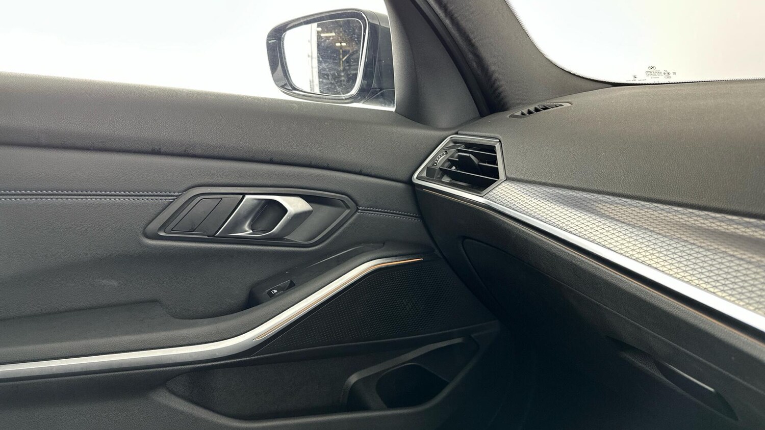 Used BMW 3 Series 2024 for sale - 76818839: Photo 33