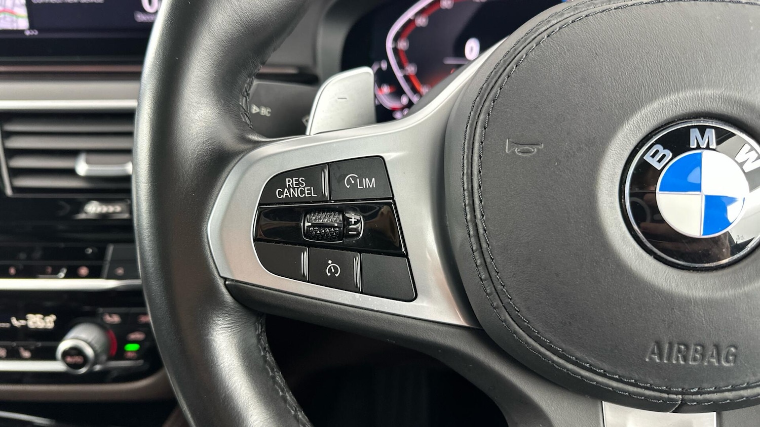 Used BMW 5 Series 2020 for sale - 76818808: Photo 17