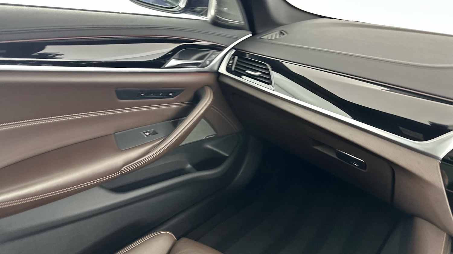 Used BMW 5 Series 2020 for sale - 76818808: Photo 27