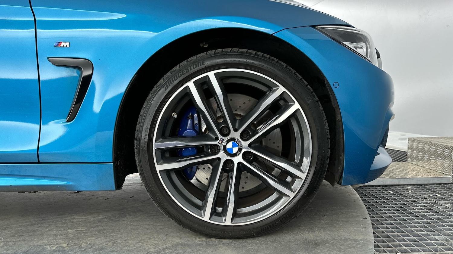 Used BMW i4 2025 for sale - 76818896: Photo 14