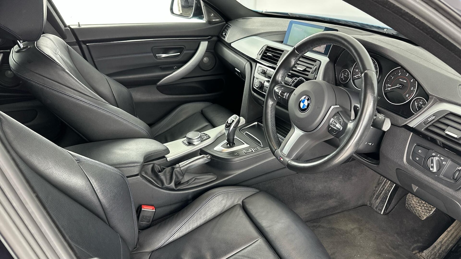 Used BMW i4 2025 for sale - 76818896: Photo 6