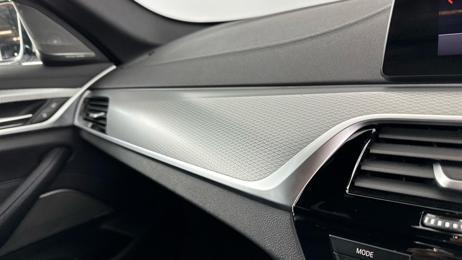 Used BMW 5 Series 2020 for sale - 76818901: Photo 34