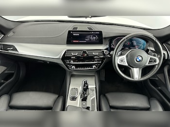 Used BMW 5 Series 2020 for sale - 76818901: Photo