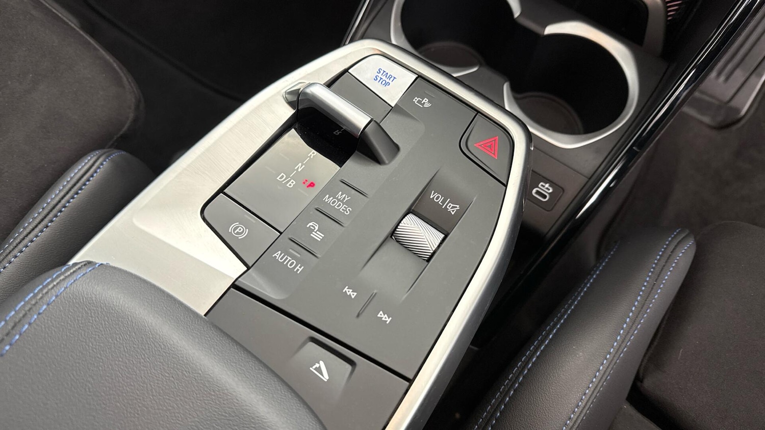 Used BMW iX1 2025 for sale - 76936556: Photo 10