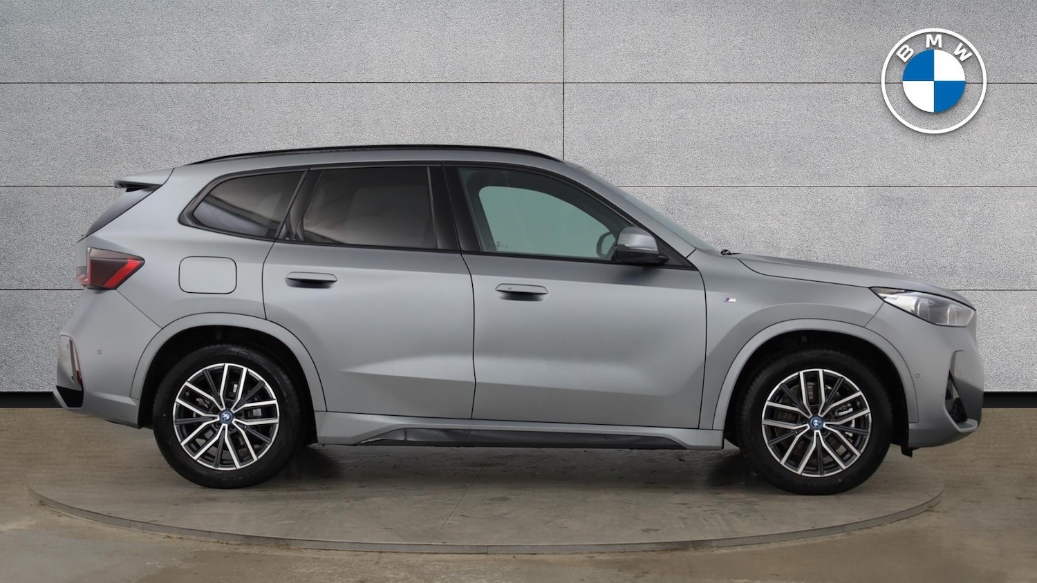 Used BMW iX1 2025 for sale - 76936556: Photo 3