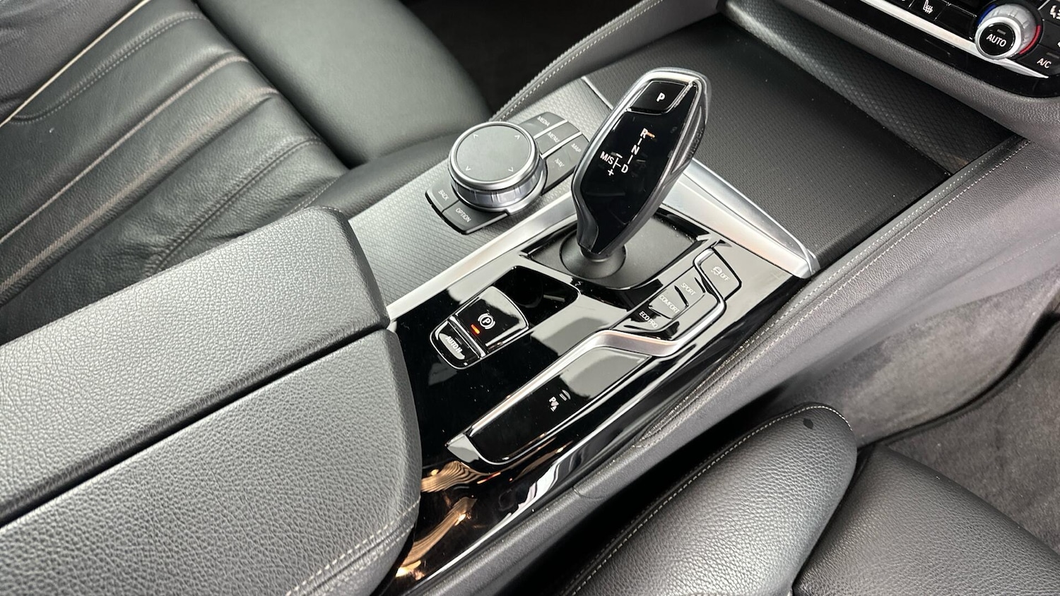 Used BMW 5 Series 2022 for sale - 76818821: Photo 10