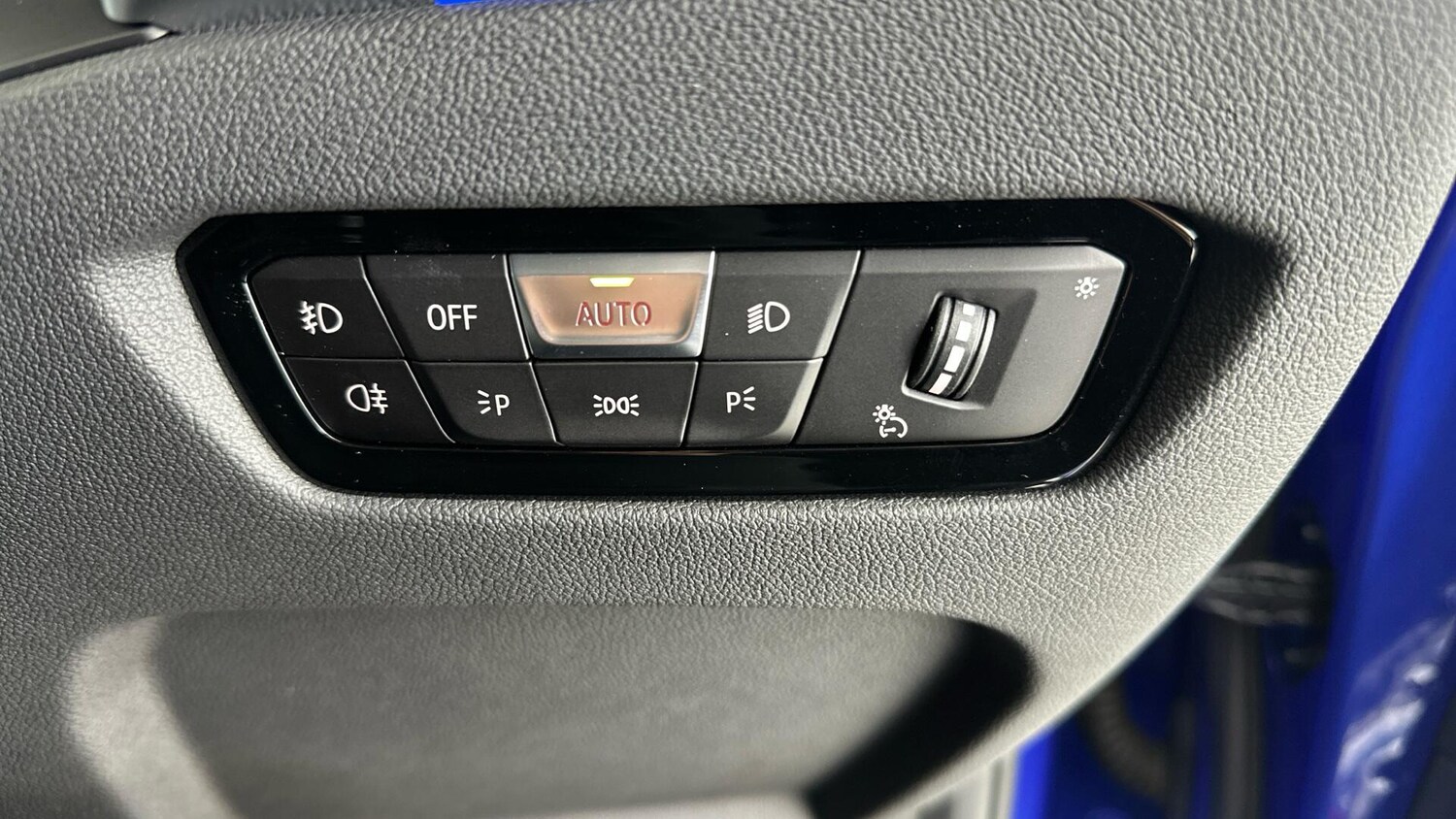 Used BMW 3 Series for sale - 77396701: Photo 27