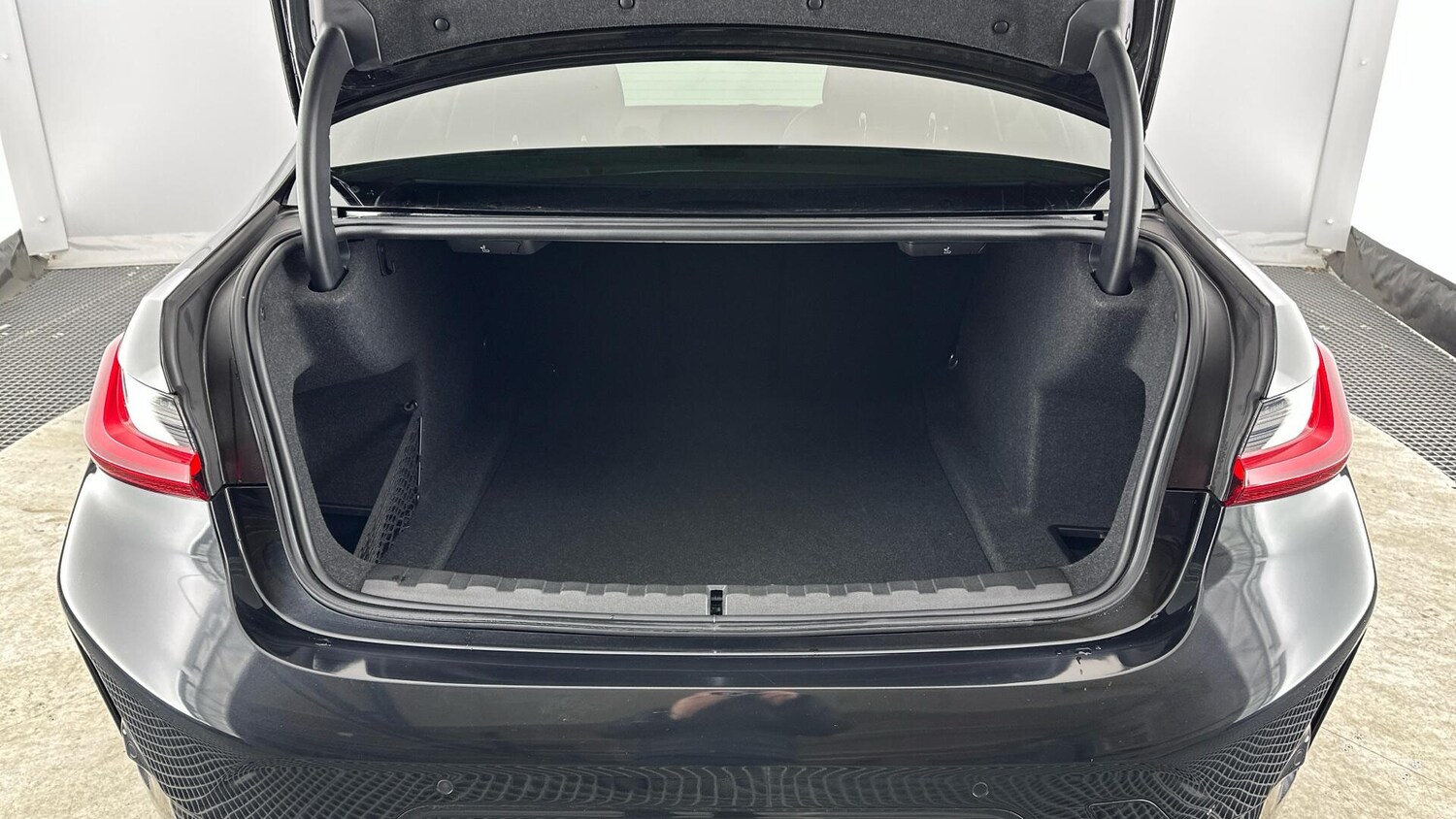 Used BMW 3 Series 2022 for sale - 77658657: Photo 13