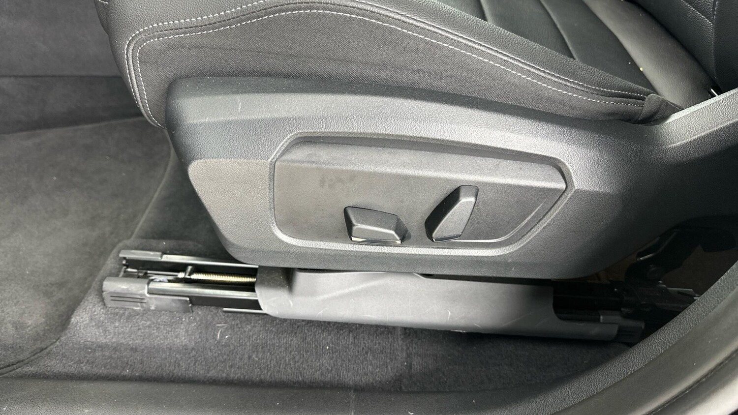 Used BMW iX1 2023 for sale - 77343958: Photo 27