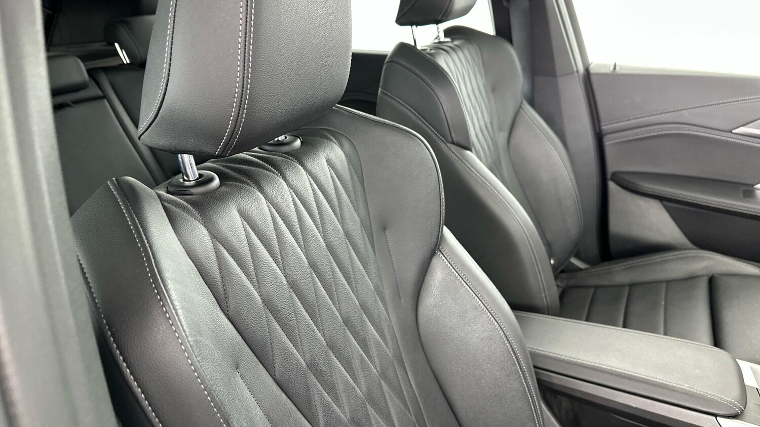 Used BMW iX1 2023 for sale - 77343958: Photo 30