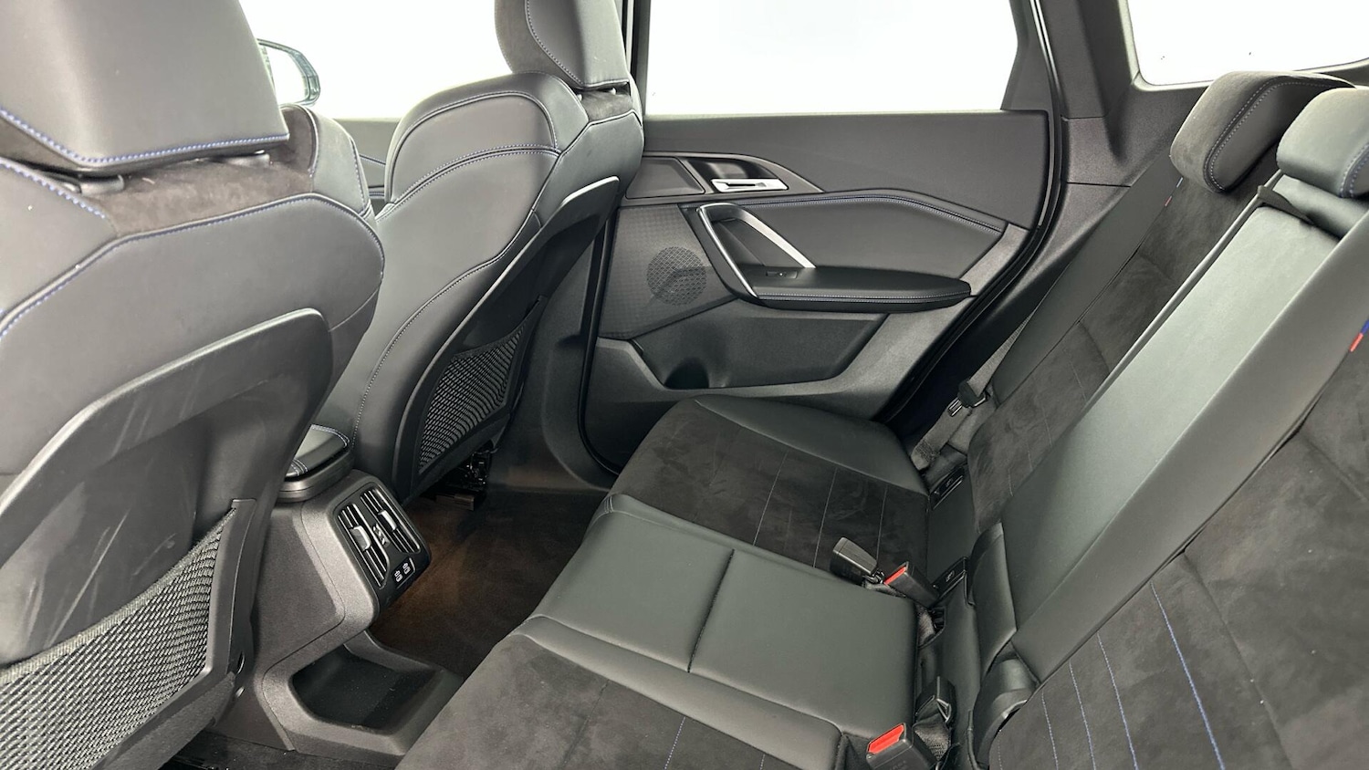 Used BMW iX1 2024 for sale - 76832691: Photo 12