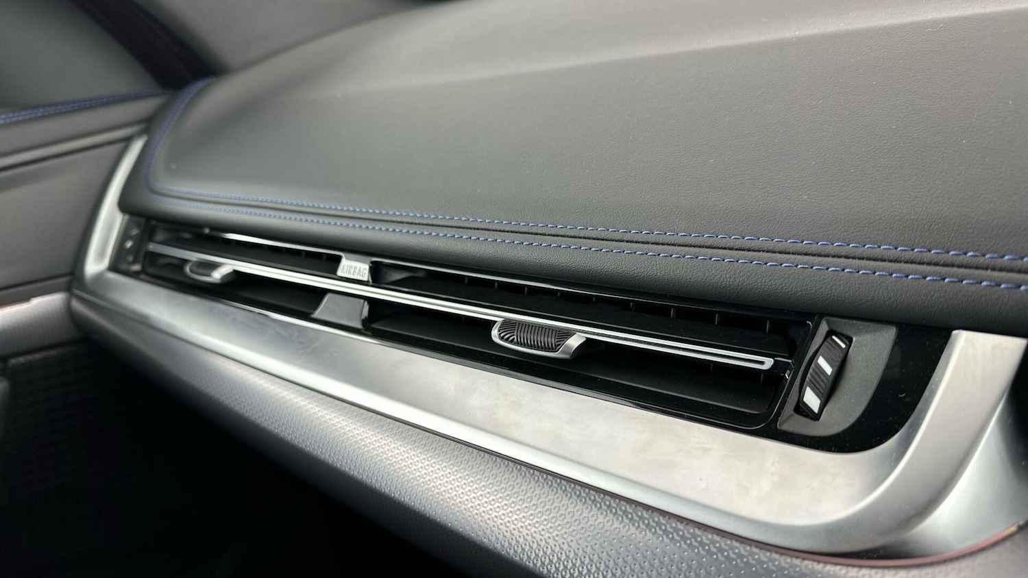 Used BMW iX1 2024 for sale - 76832691: Photo 35