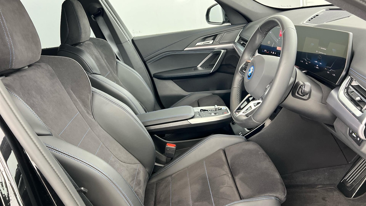 Used BMW iX1 2025 for sale - 77049676: Photo 11