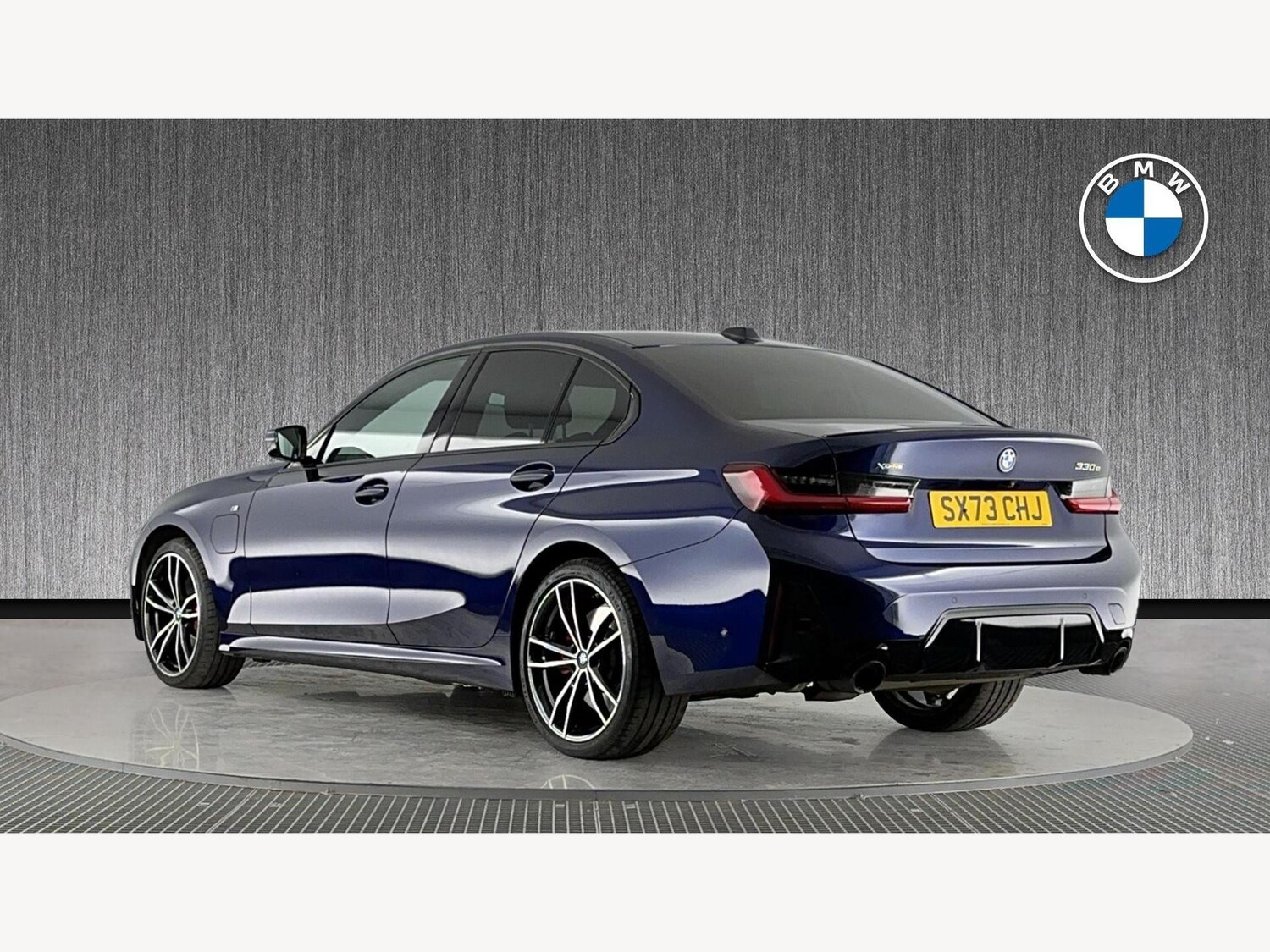 Used BMW 3 Series 2024 for sale - 76818858: Photo 2