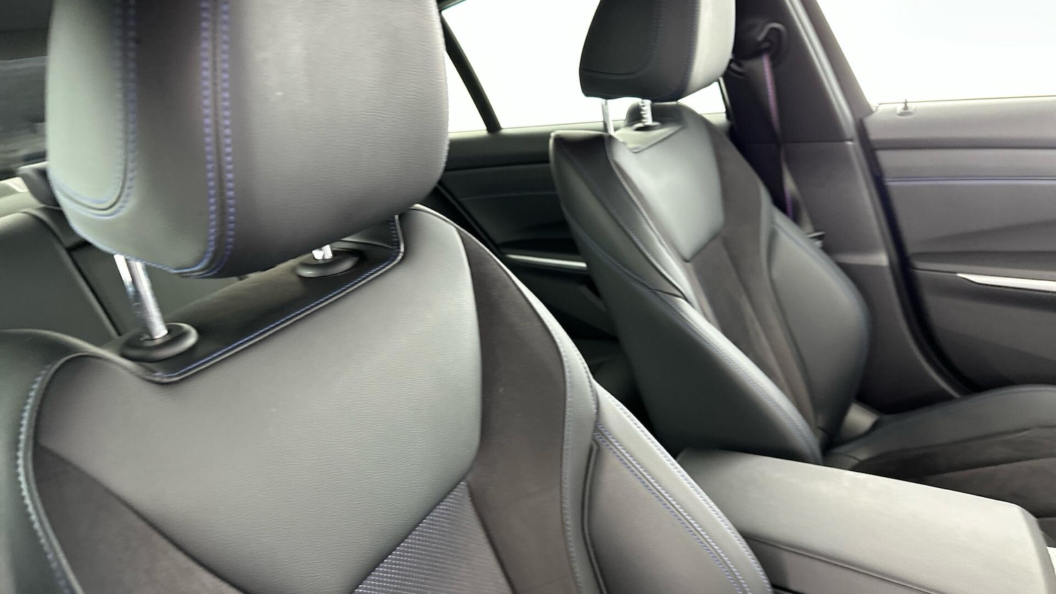 Used BMW 3 Series 2024 for sale - 76818858: Photo 24