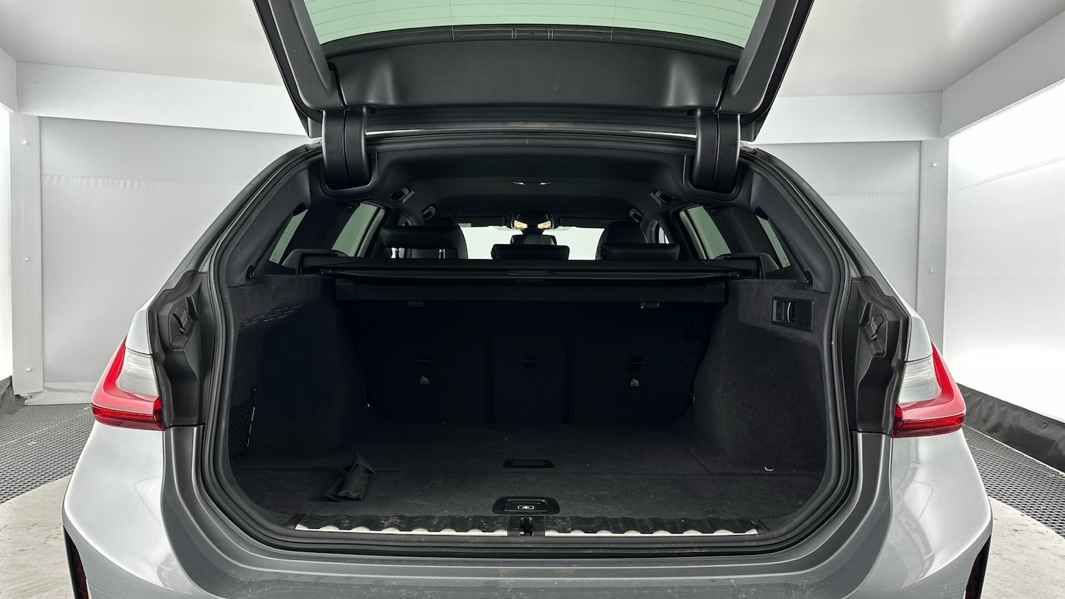 Used BMW 3 Series 2023 for sale - 76818863: Photo 13