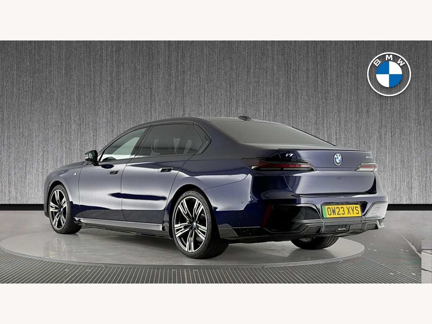 Used BMW i7 2023 for sale - 76818895: Photo 2