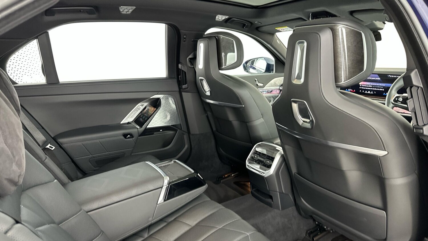 Used BMW i7 2023 for sale - 76818895: Photo 28