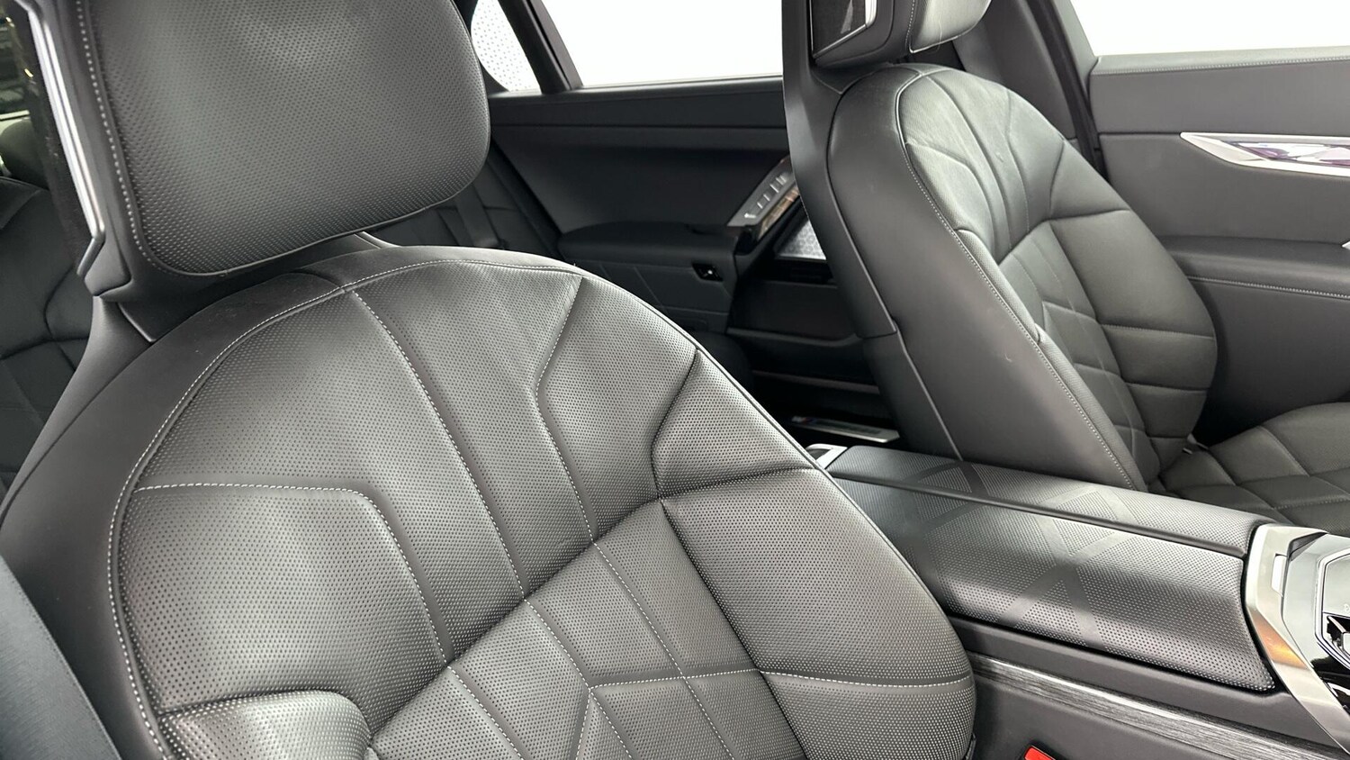 Used BMW i7 2023 for sale - 76818895: Photo 31